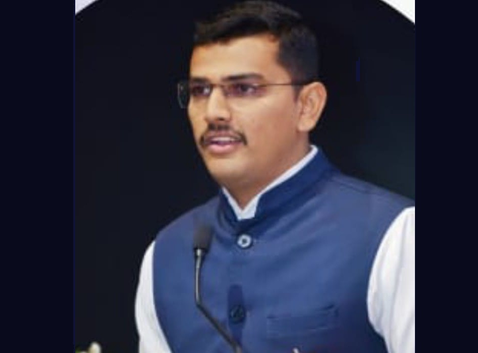 श्री. ओंकार पवार